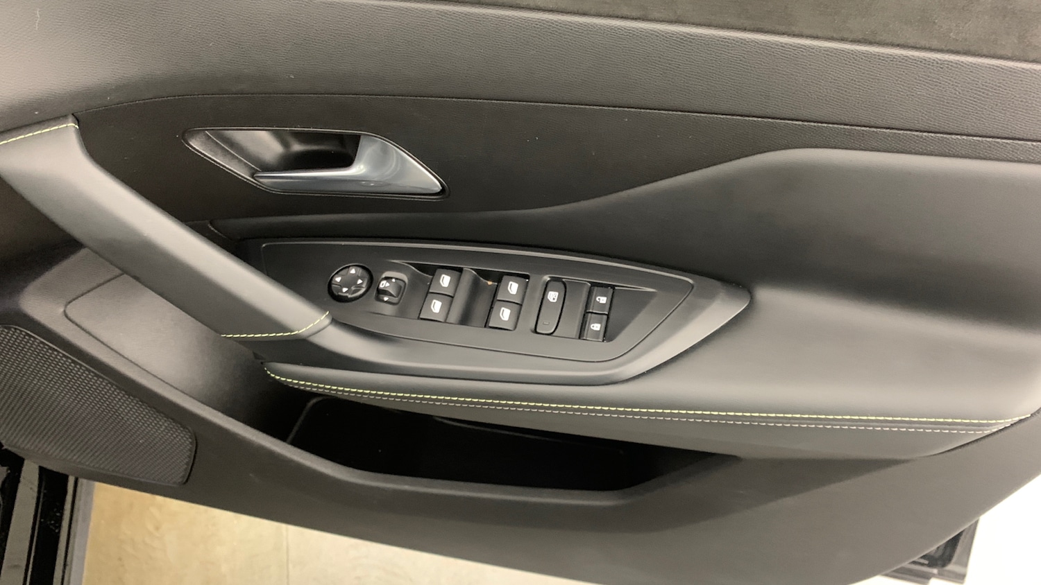 Used Peugeot 408 2024 for sale - 77427022: Photo 38