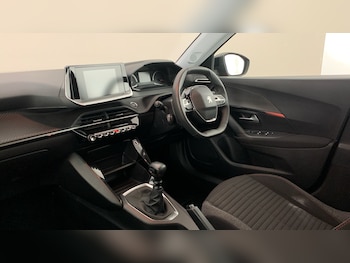 Used Peugeot 2008 2022 for sale - 79305039: Photo