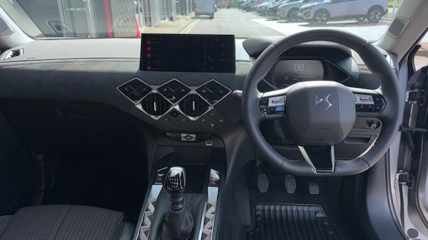 Used DS Automobiles DS 3 2024 for sale - 71914275: Photo 4