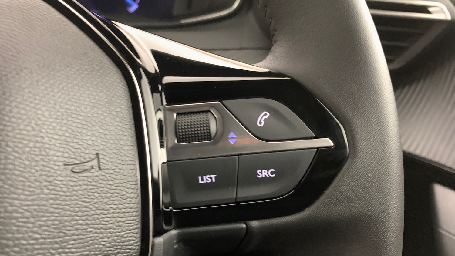 Used Peugeot 2008 2024 for sale - 77110082: Photo 19