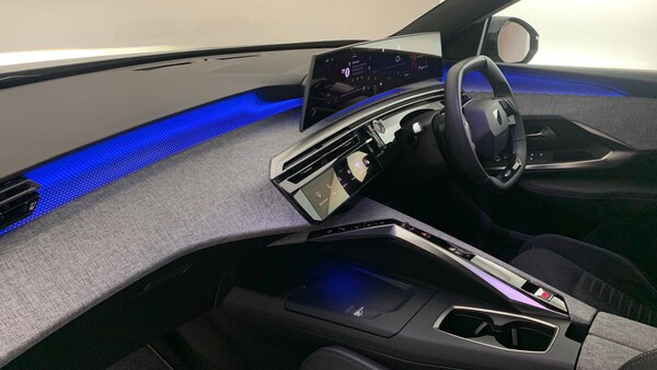 Used Peugeot 3008 2024 for sale - 75688115: Photo 2