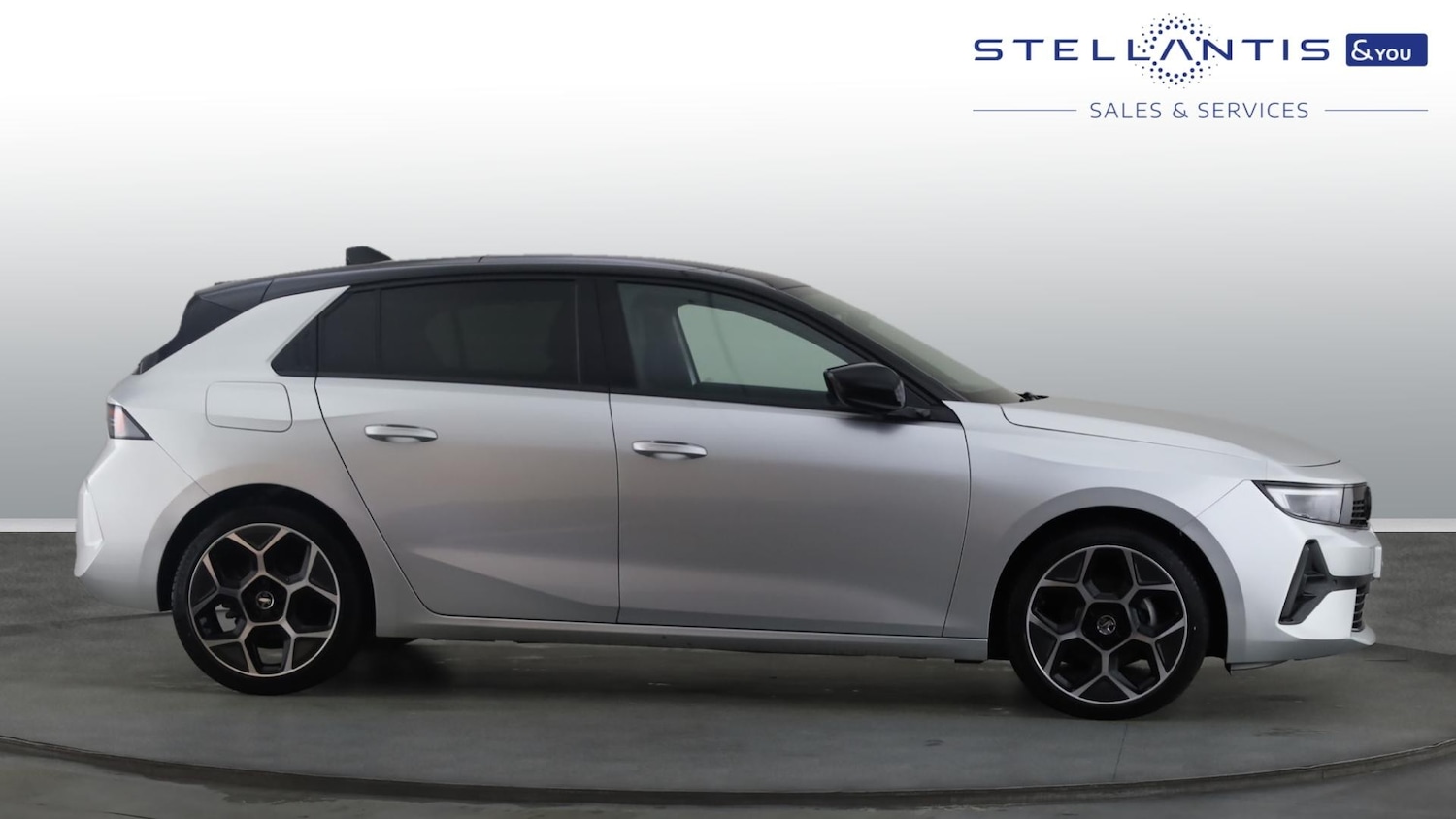 Used Vauxhall Astra 2024 for sale - 76110300: Photo 4