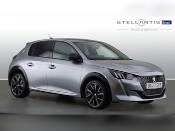 Peugeot - 208