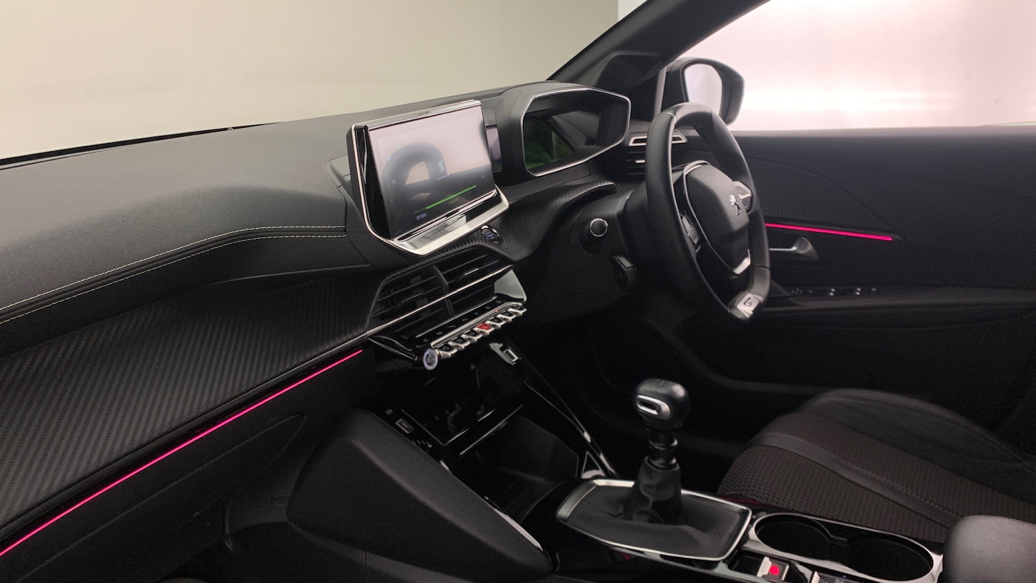 Used Peugeot 208 2023 for sale - 76260939: Photo 2
