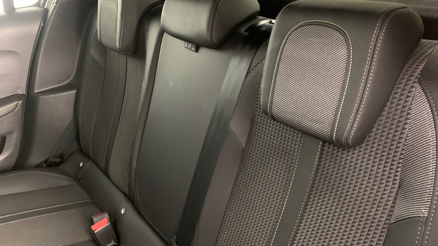 Used Peugeot 208 2023 for sale - 76260939: Photo 8