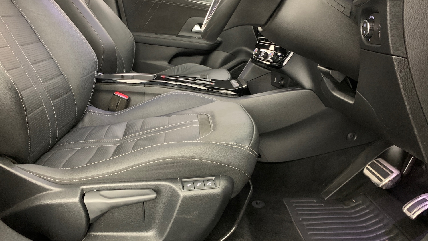 Used Vauxhall Mokka 2022 for sale - 77926615: Photo 42