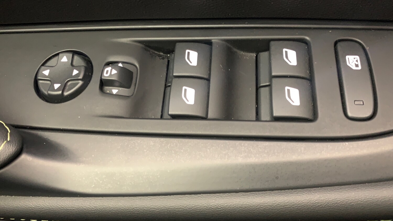 Used Peugeot 208 2024 for sale - 76887893: Photo 40