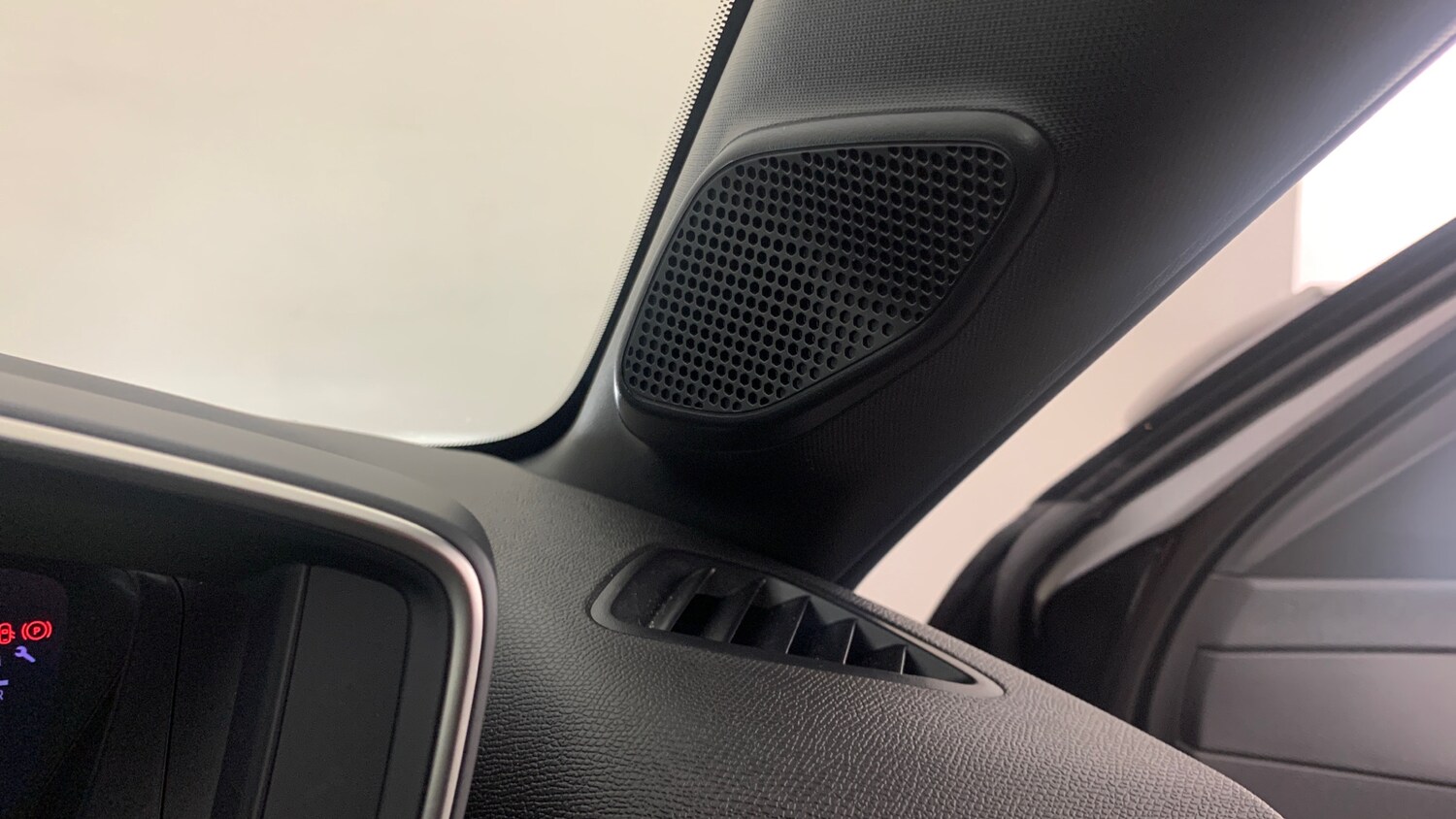 Used Peugeot 208 2024 for sale - 76887893: Photo 41