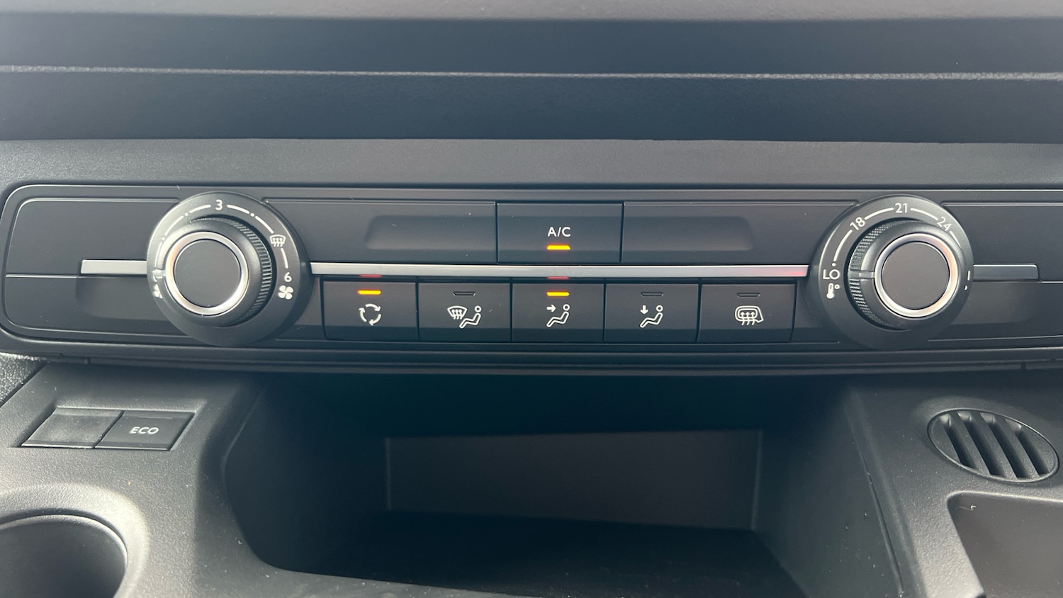 Used Peugeot Partner 2023 for sale - 77082324: Photo 34