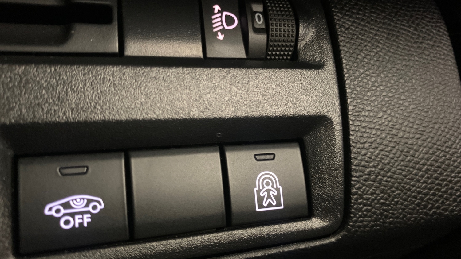 Used Peugeot 3008 2018 for sale - 77511927: Photo 20