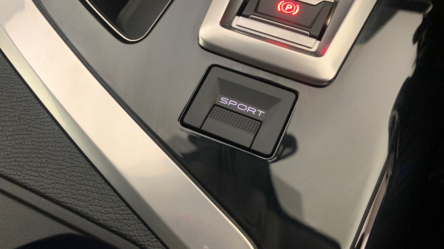 Used Peugeot 3008 2018 for sale - 77511927: Photo 32