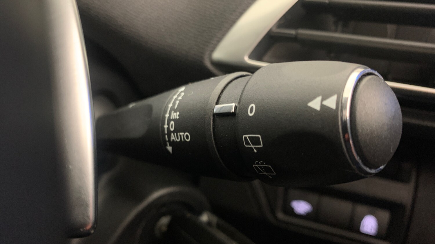 Used Peugeot 3008 2018 for sale - 77511927: Photo 35