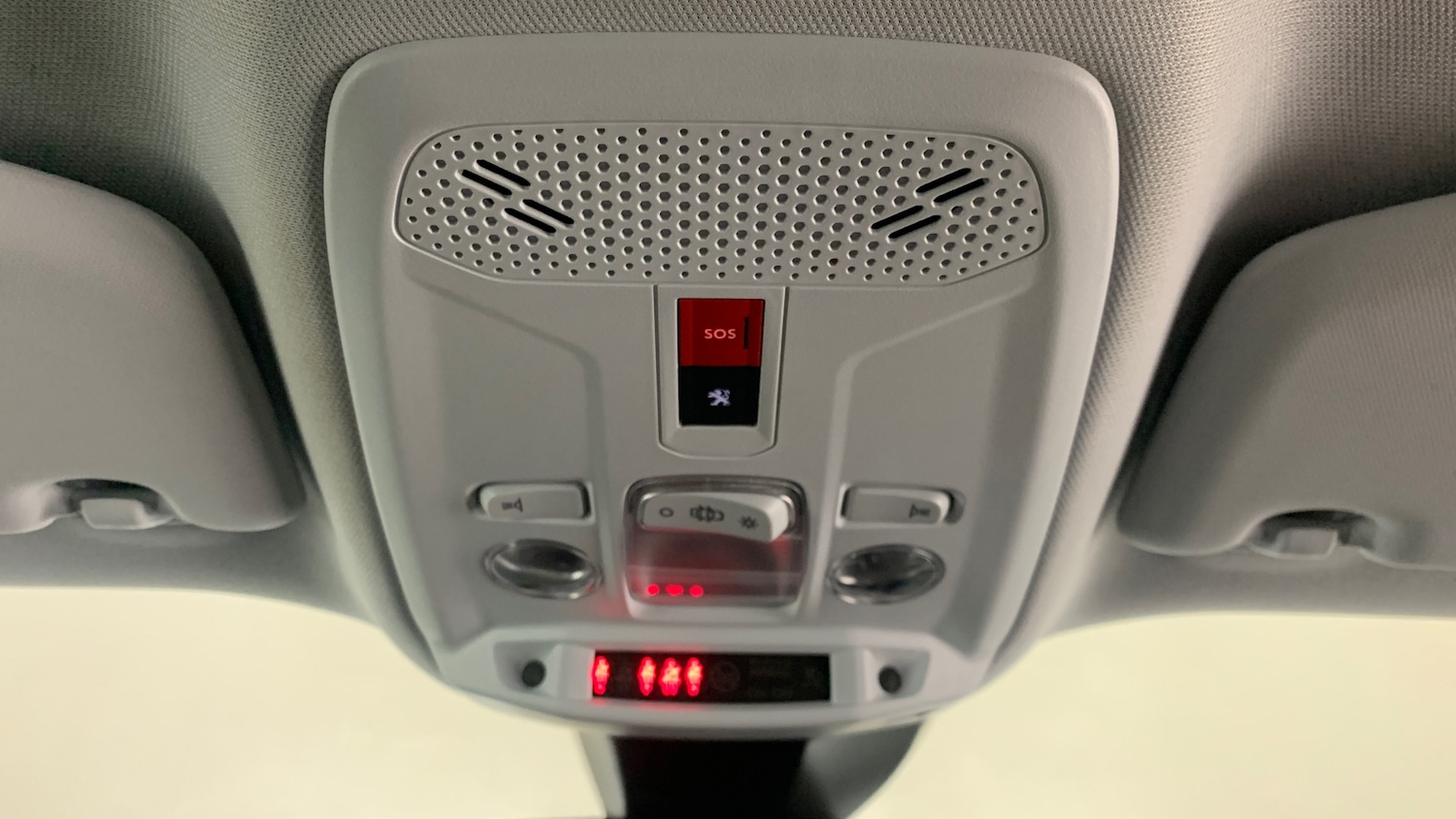 Used Peugeot 2008 2022 for sale - 76840369: Photo 33