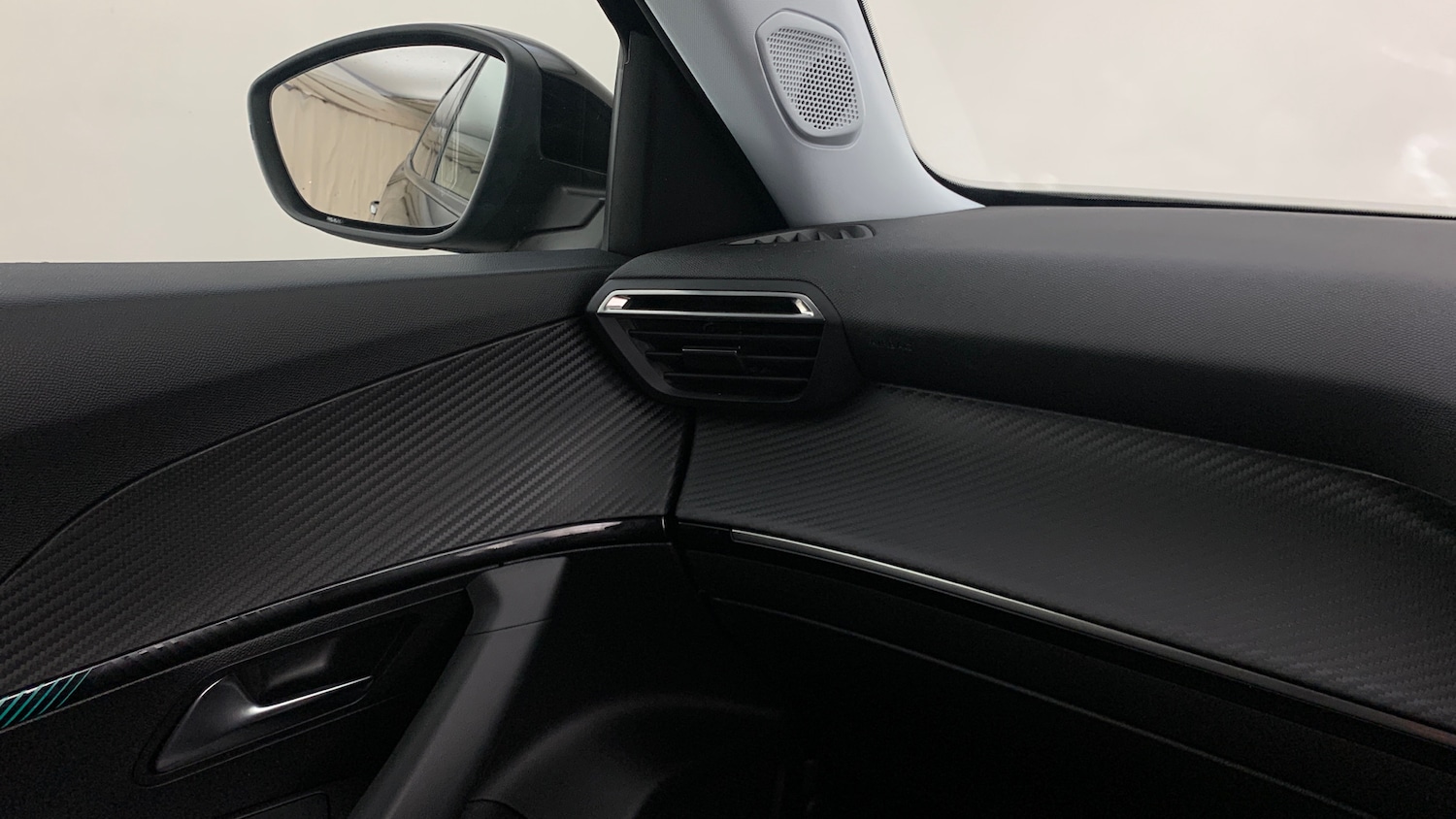 Used Peugeot 2008 2022 for sale - 76840369: Photo 36