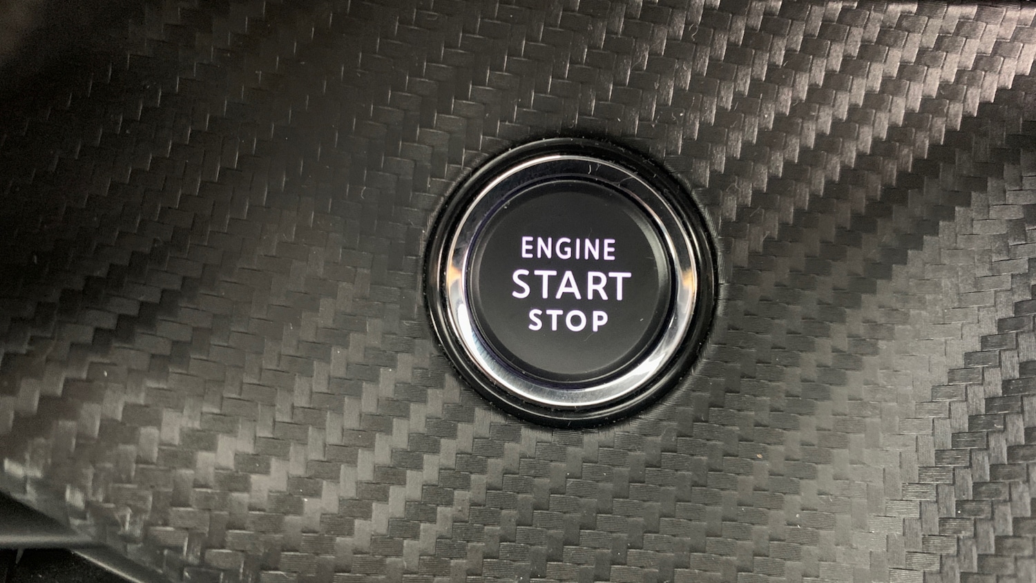 Used Peugeot 2008 2022 for sale - 76840369: Photo 37