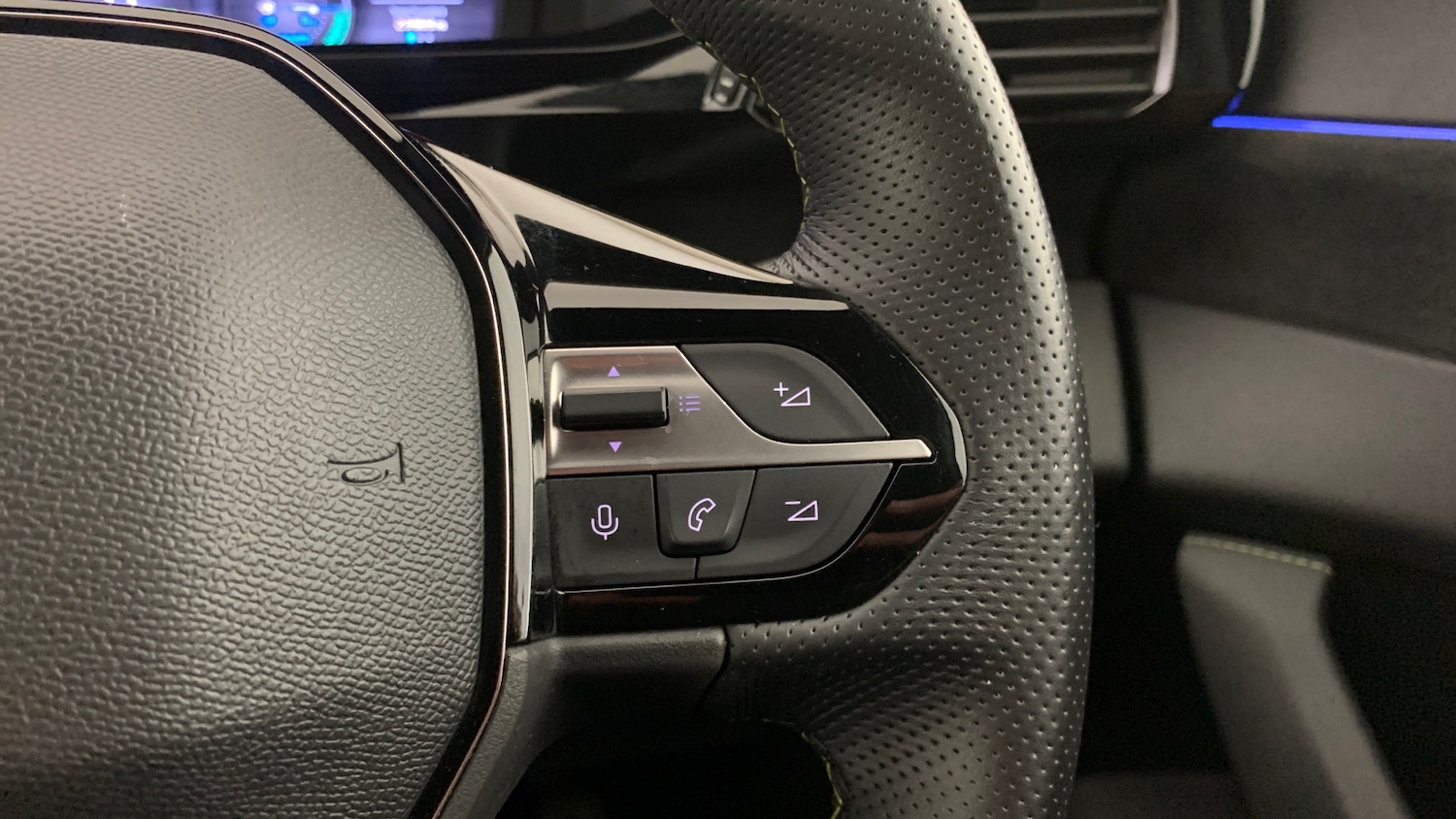 Used Peugeot 308 2023 for sale - 76608969: Photo 18