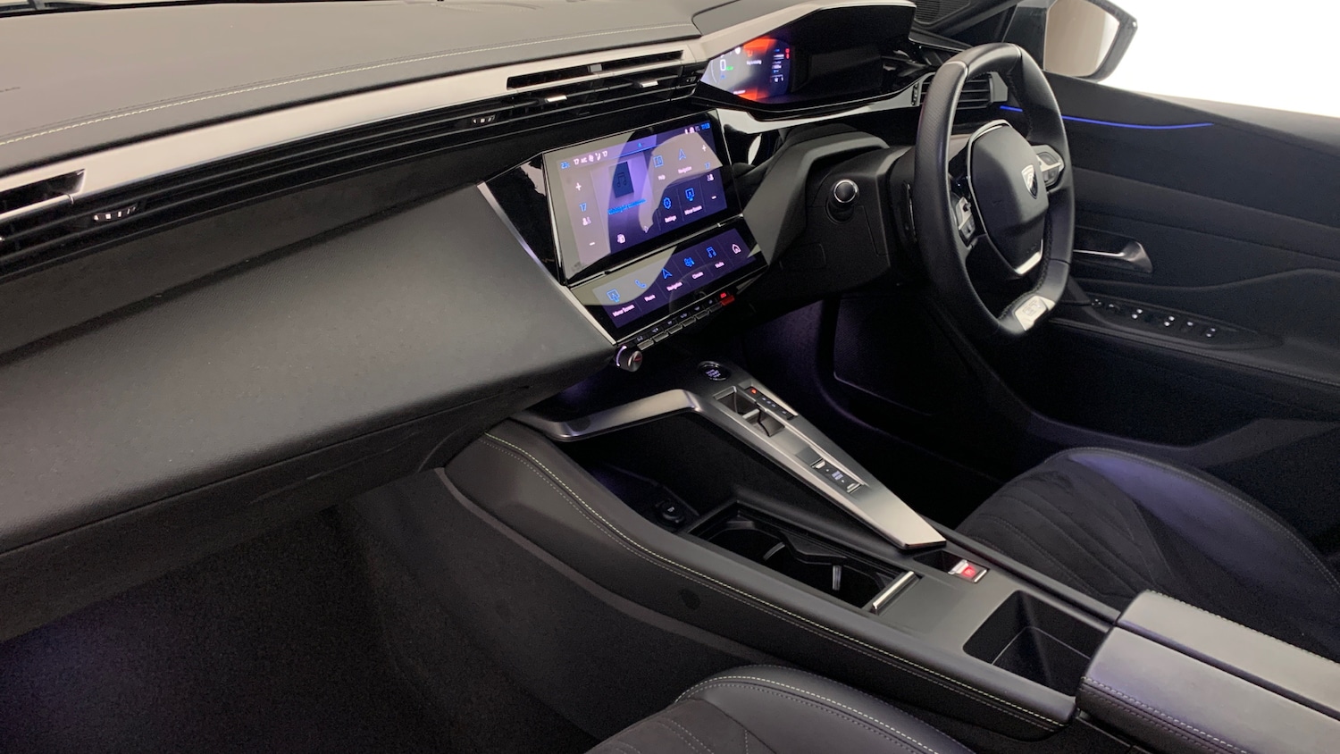 Used Peugeot 308 2023 for sale - 76608969: Photo 2