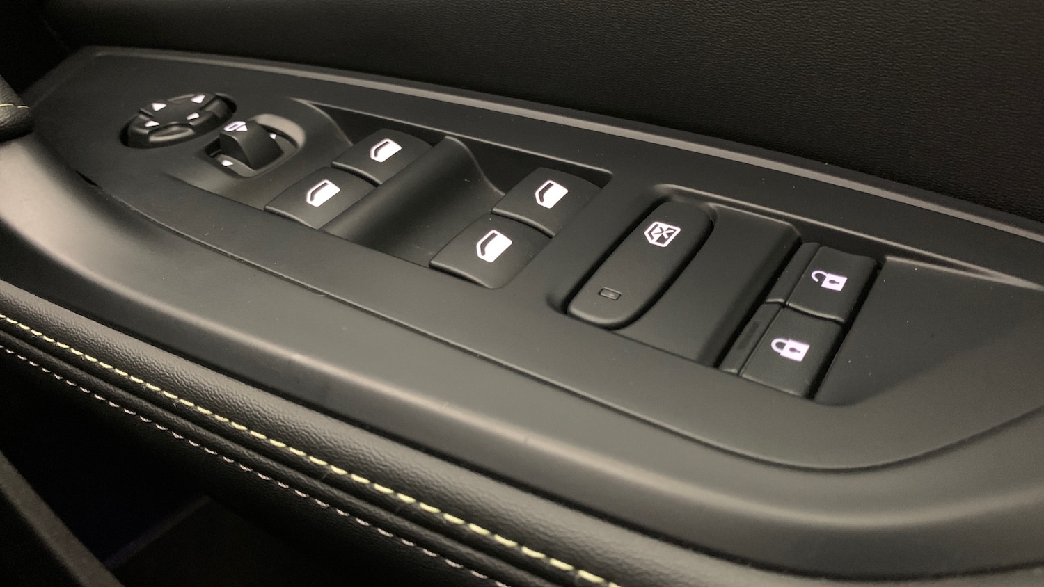 Used Peugeot 308 2023 for sale - 76608969: Photo 37