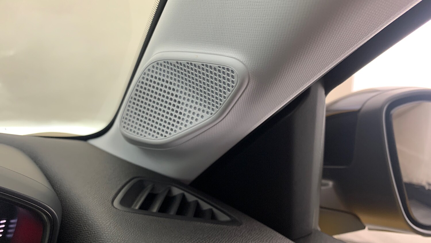 Used Peugeot 208 2024 for sale - 76772610: Photo 38