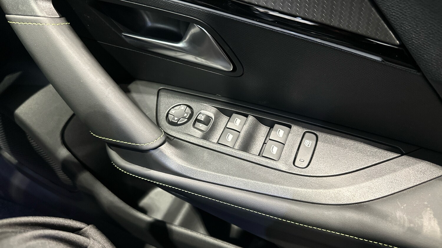 Used Peugeot 2008 2026 for sale - 78186272: Photo 22