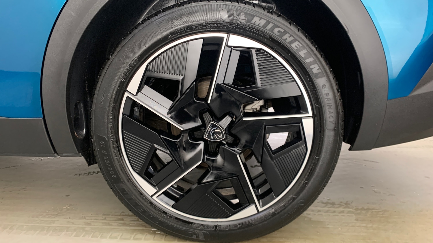 Used Peugeot 408 2025 for sale - 76998829: Photo 17