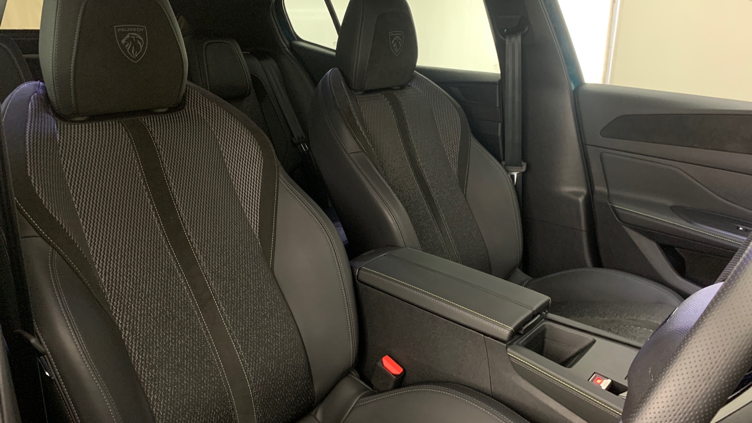 Used Peugeot 408 2025 for sale - 76998829: Photo 44