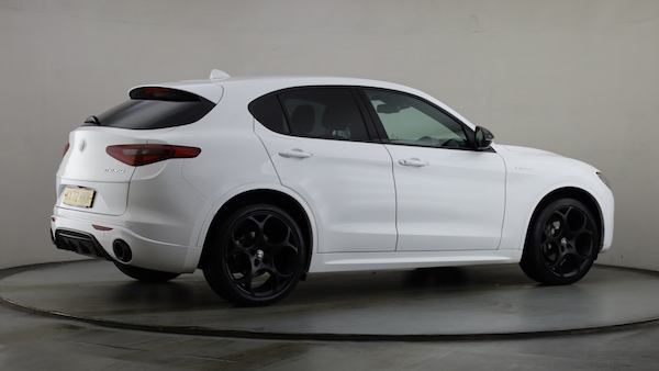 Used Alfa Romeo Stelvio 2022 for sale - 75671416: Photo 12