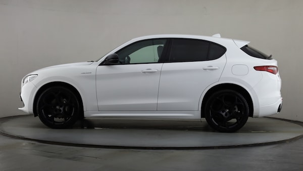 Used Alfa Romeo Stelvio 2022 for sale - 75671416: Photo 14