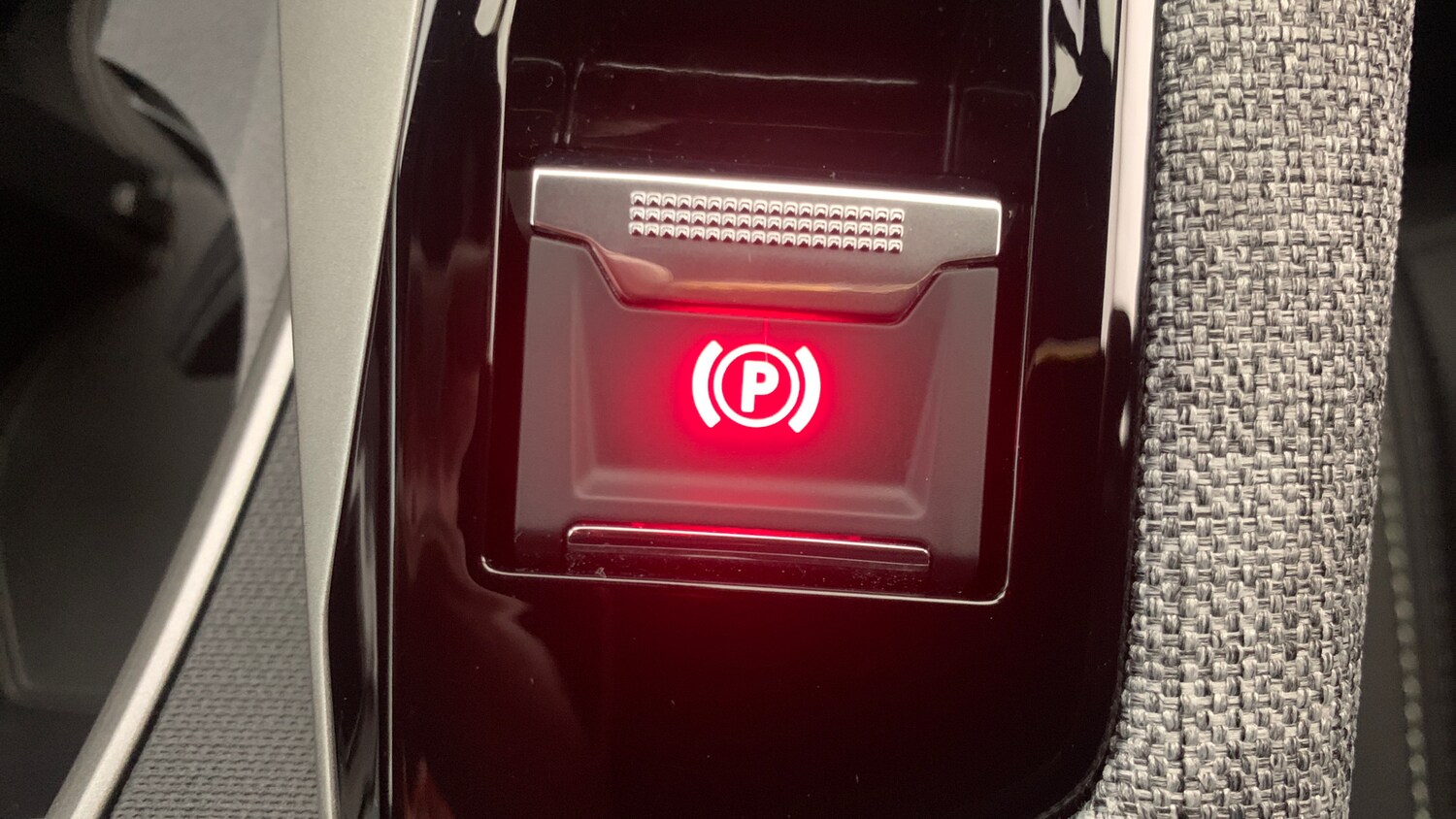 Used Peugeot 5008 2025 for sale - 76998834: Photo 39