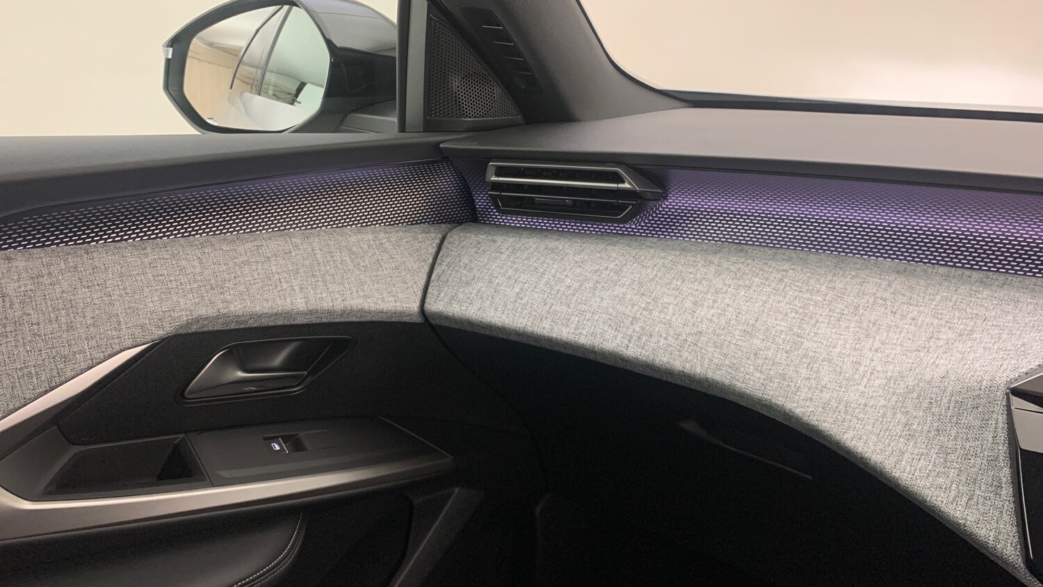 Used Peugeot 5008 2025 for sale - 76998834: Photo 40