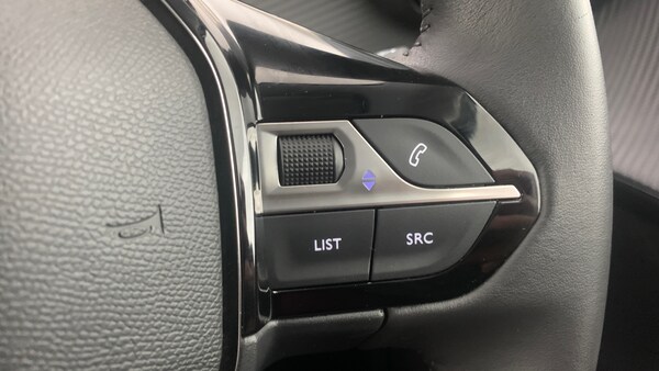 Used Peugeot 208 2022 for sale - 76110324: Photo 18
