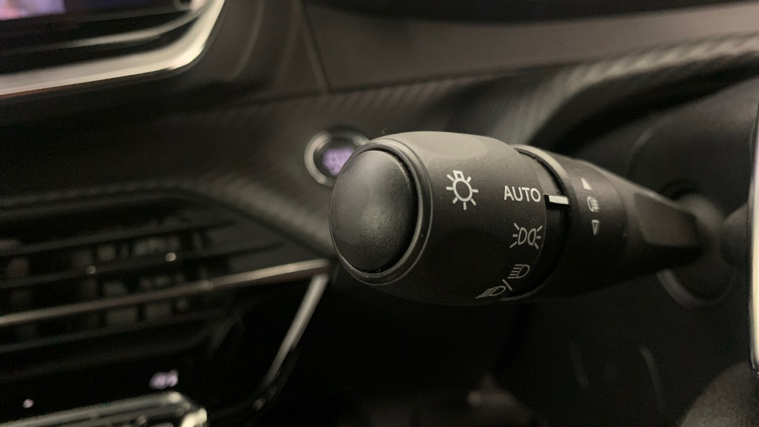 Used Peugeot 2008 2024 for sale - 76061539: Photo 33