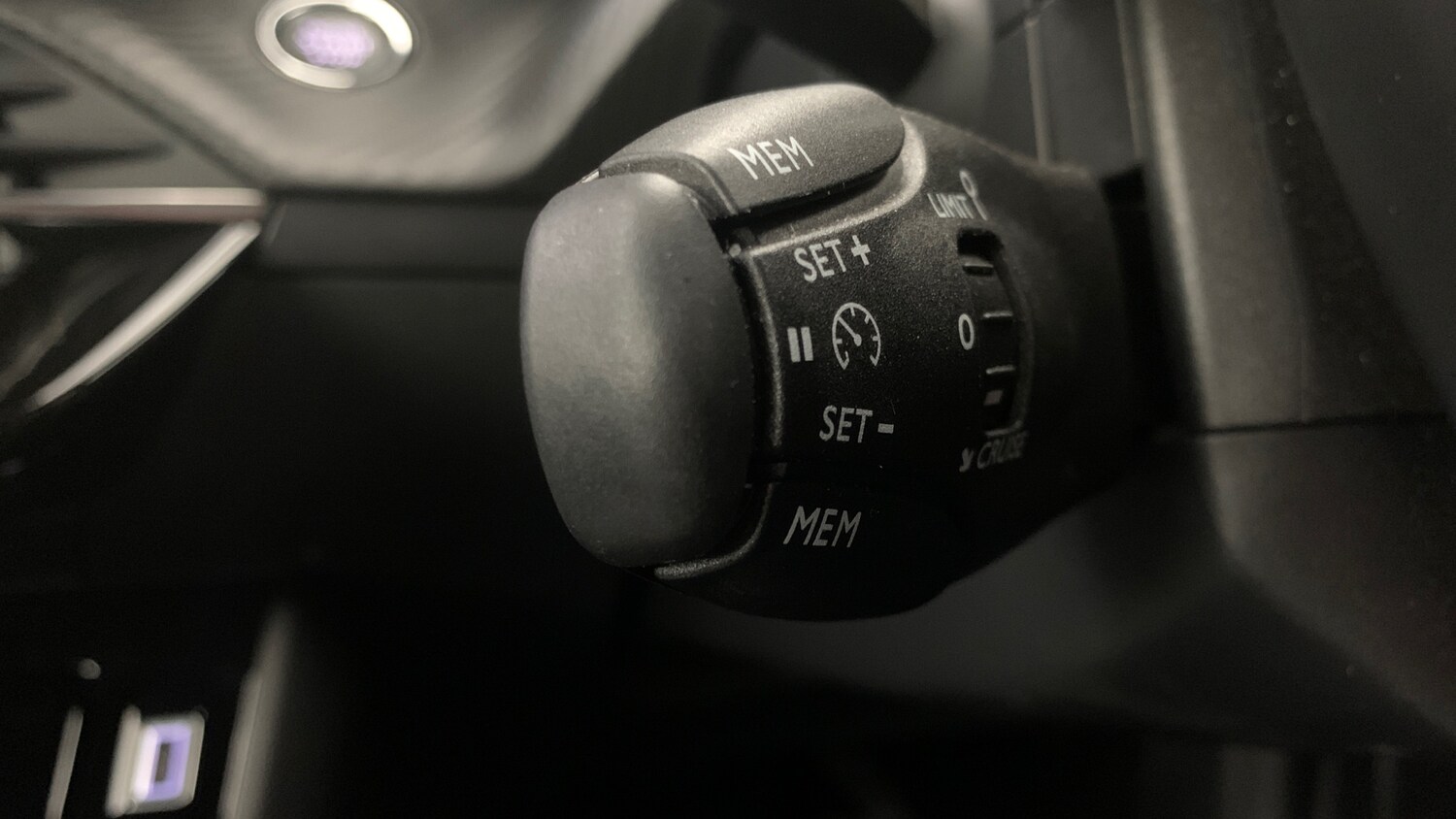 Used Peugeot 2008 2024 for sale - 76061539: Photo 35