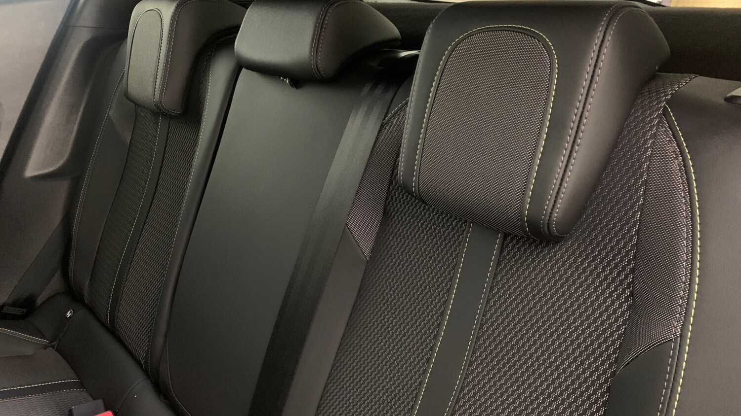 Used Peugeot 2008 2024 for sale - 76061539: Photo 8