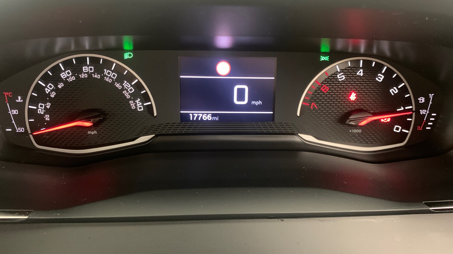 Used Peugeot 2008 2023 for sale - 76593338: Photo 11