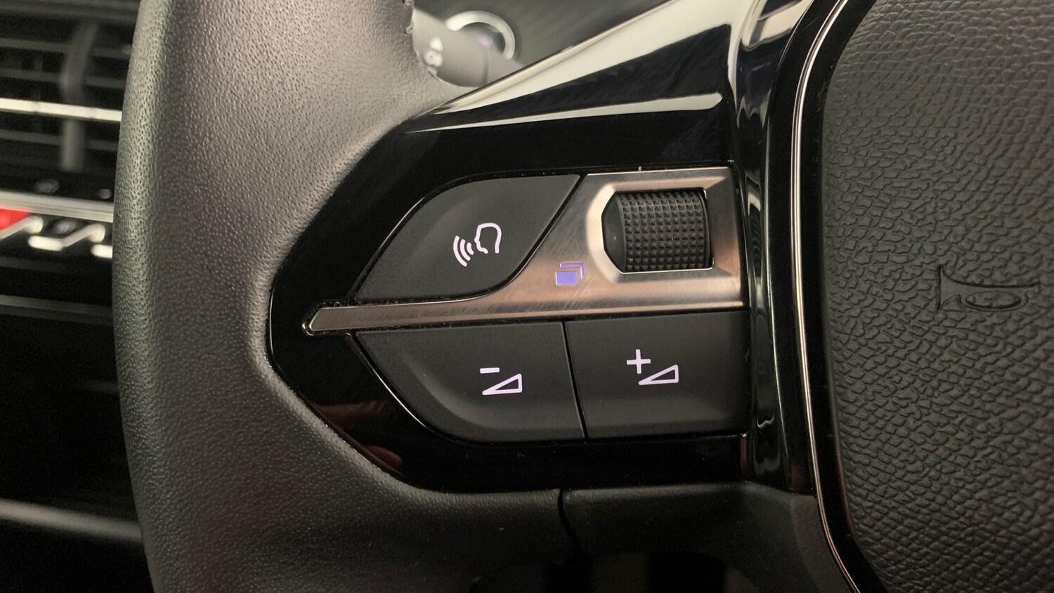 Used Peugeot 2008 2023 for sale - 76593338: Photo 20