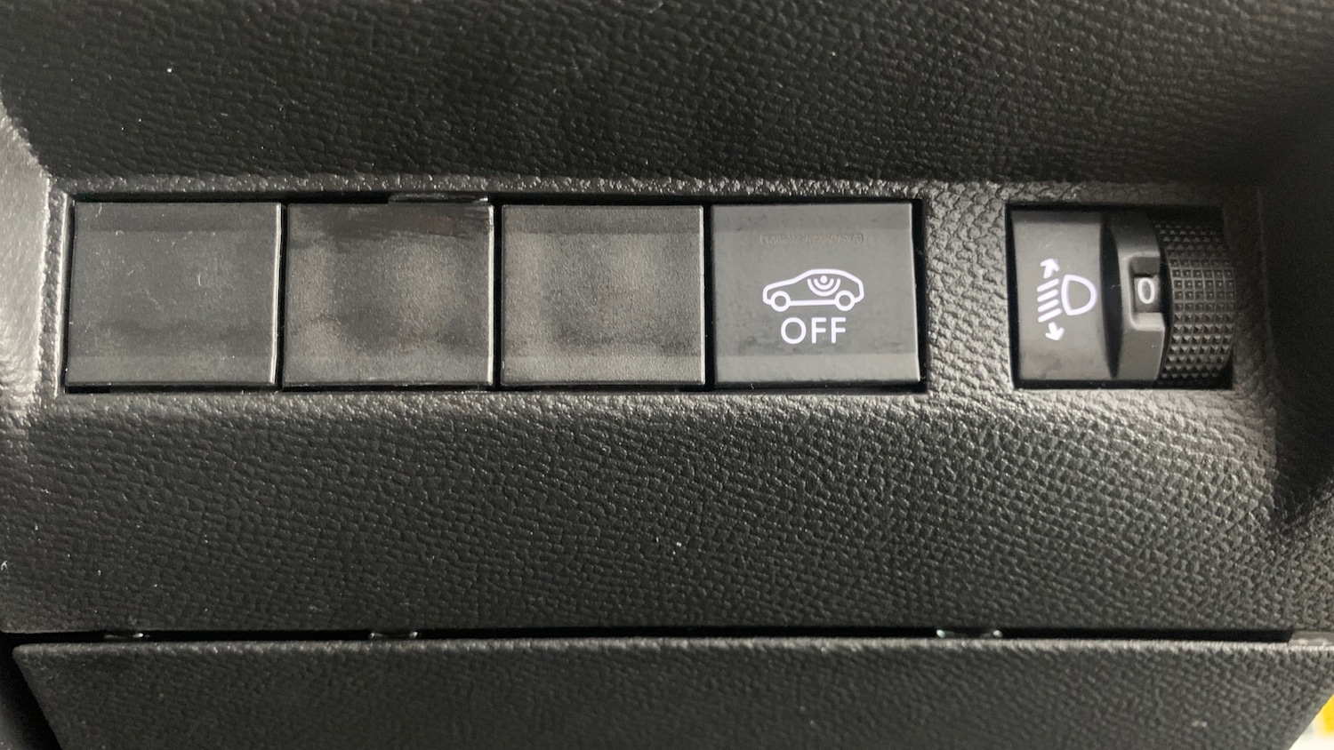 Used Peugeot 2008 2023 for sale - 76593338: Photo 21