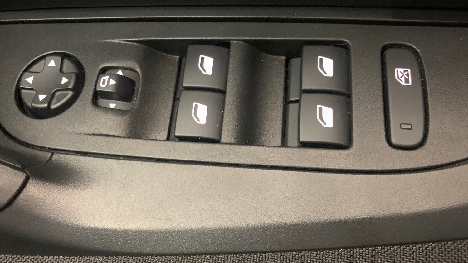 Used Peugeot 2008 2023 for sale - 76593338: Photo 38