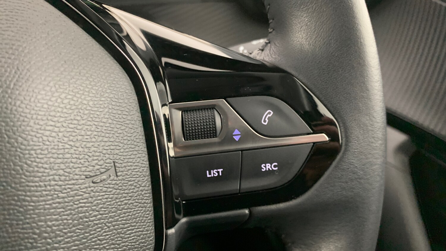 Used Peugeot 2008 2022 for sale - 76033025: Photo 18