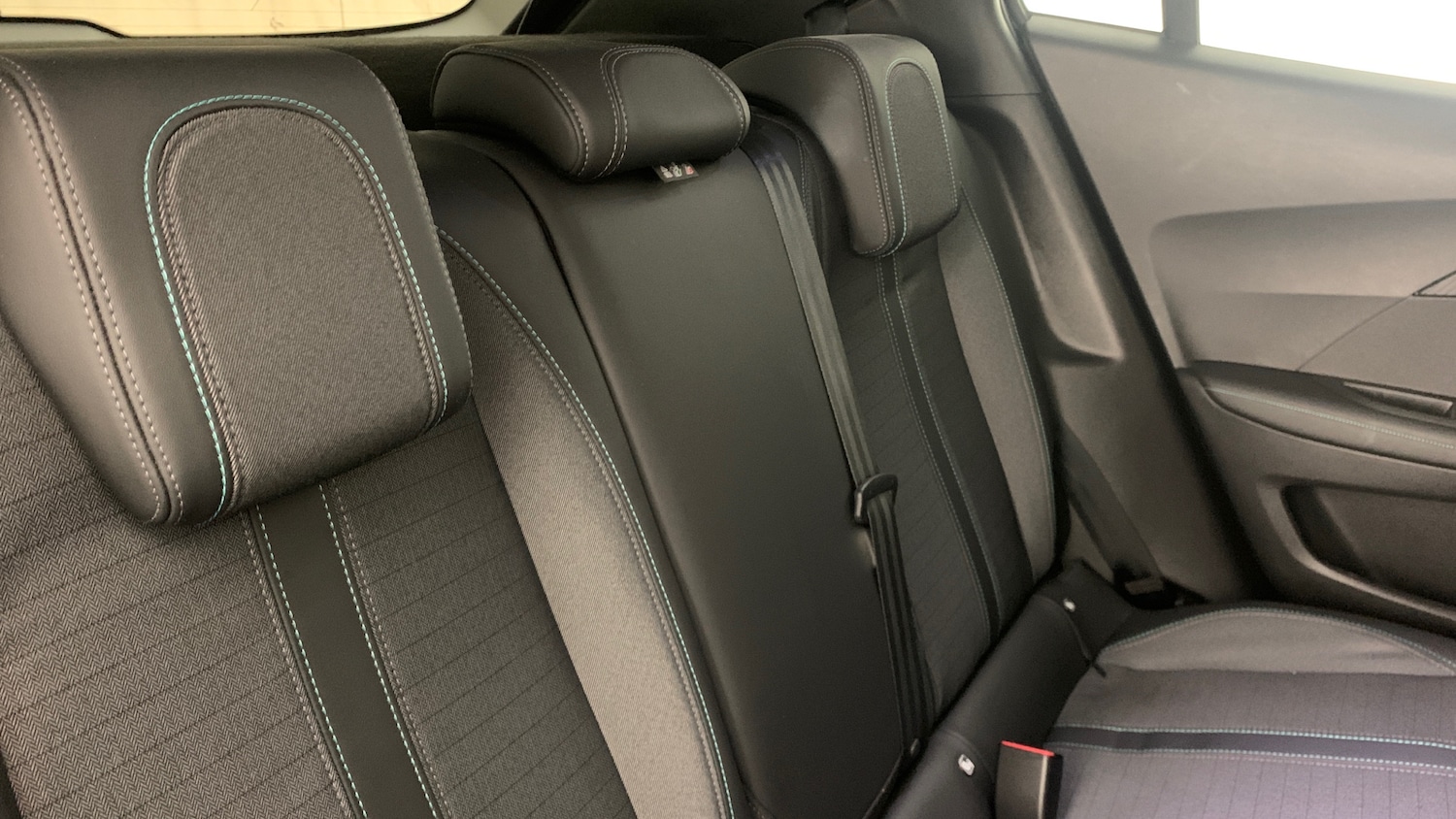 Used Peugeot 2008 2022 for sale - 76033025: Photo 7