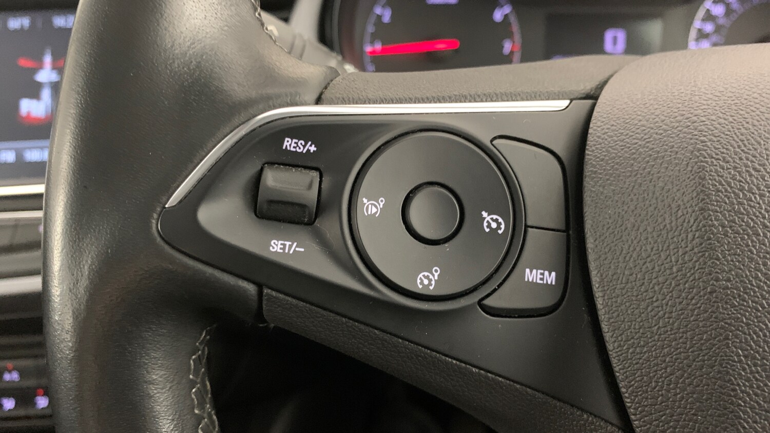 Used Vauxhall Crossland 2022 for sale - 78073574: Photo 18