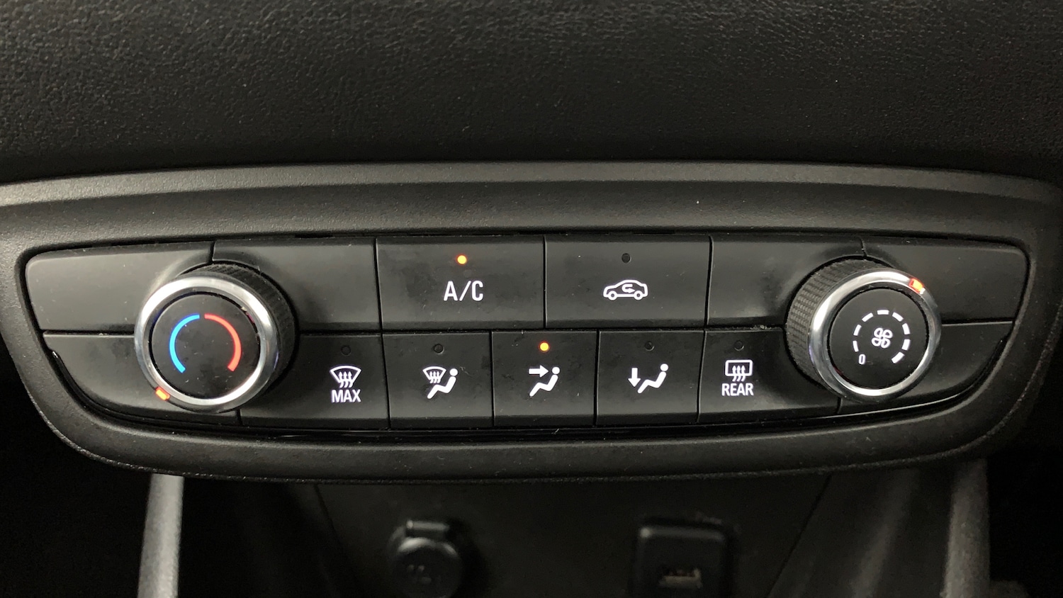 Used Vauxhall Crossland 2022 for sale - 78073574: Photo 32