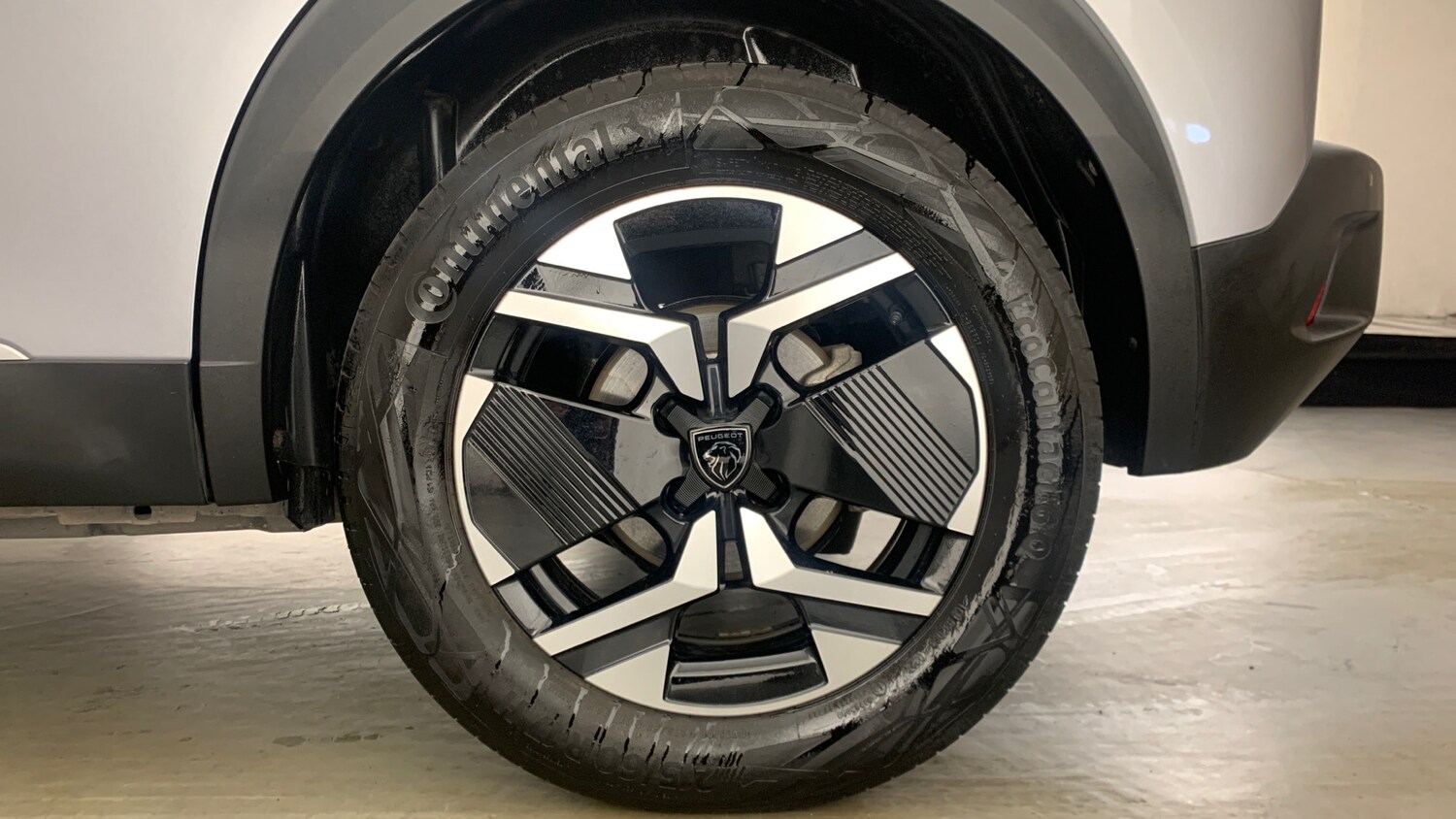 Used Peugeot 2008 2024 for sale - 77412818: Photo 17