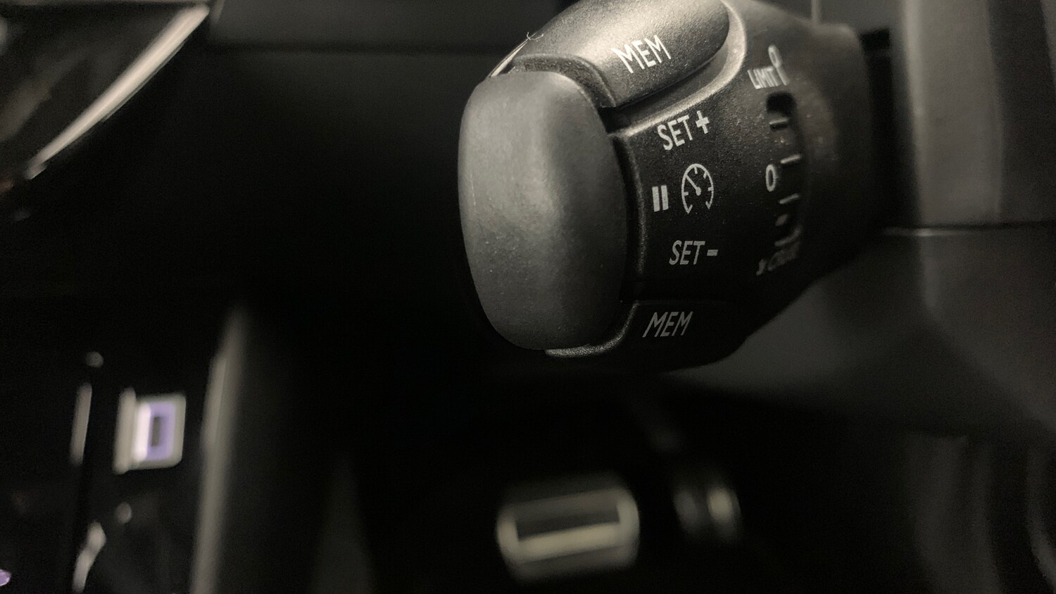 Used Peugeot 2008 2024 for sale - 77412818: Photo 37