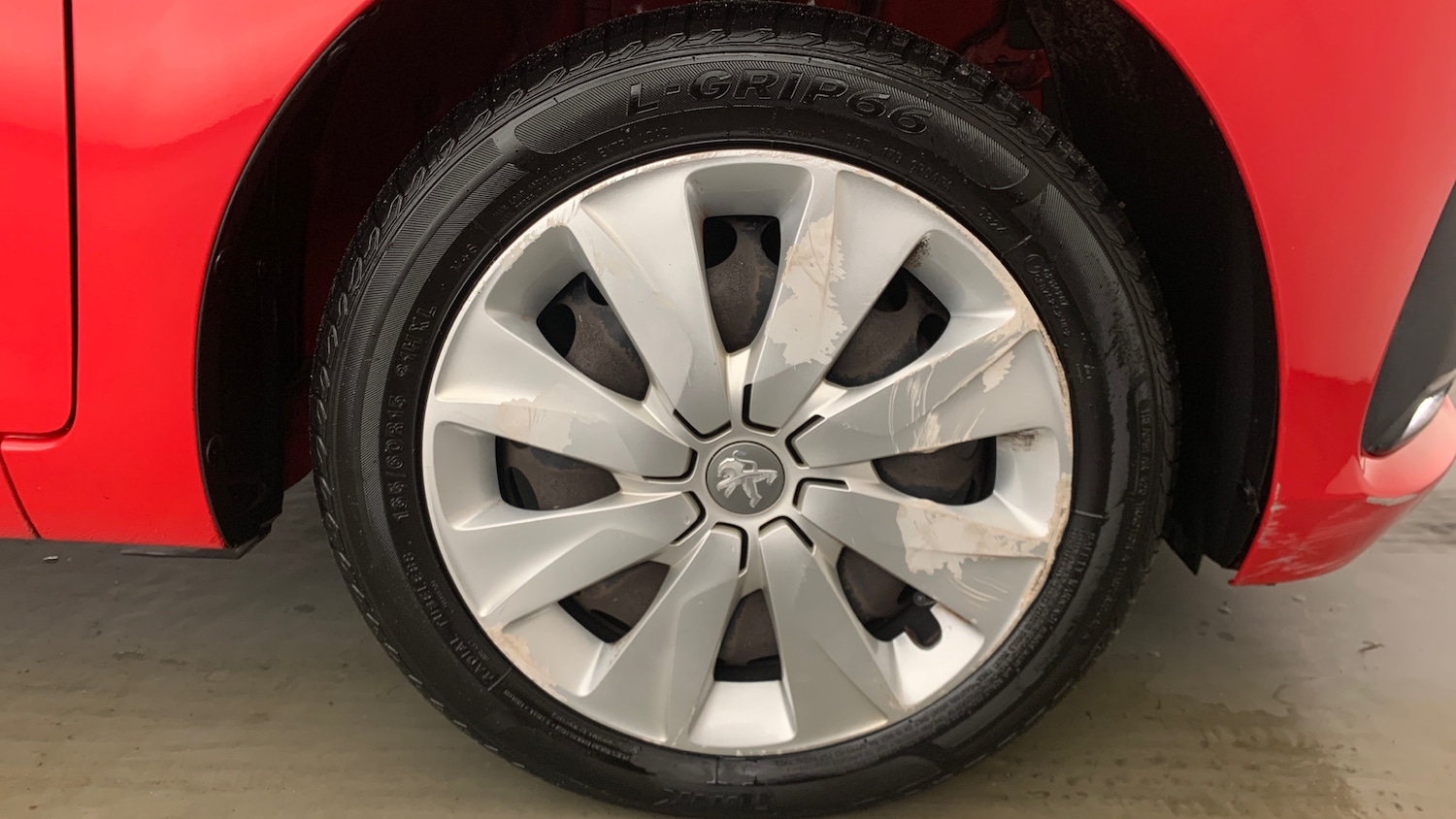 Used Peugeot 108 2015 for sale - 76927427: Photo 23