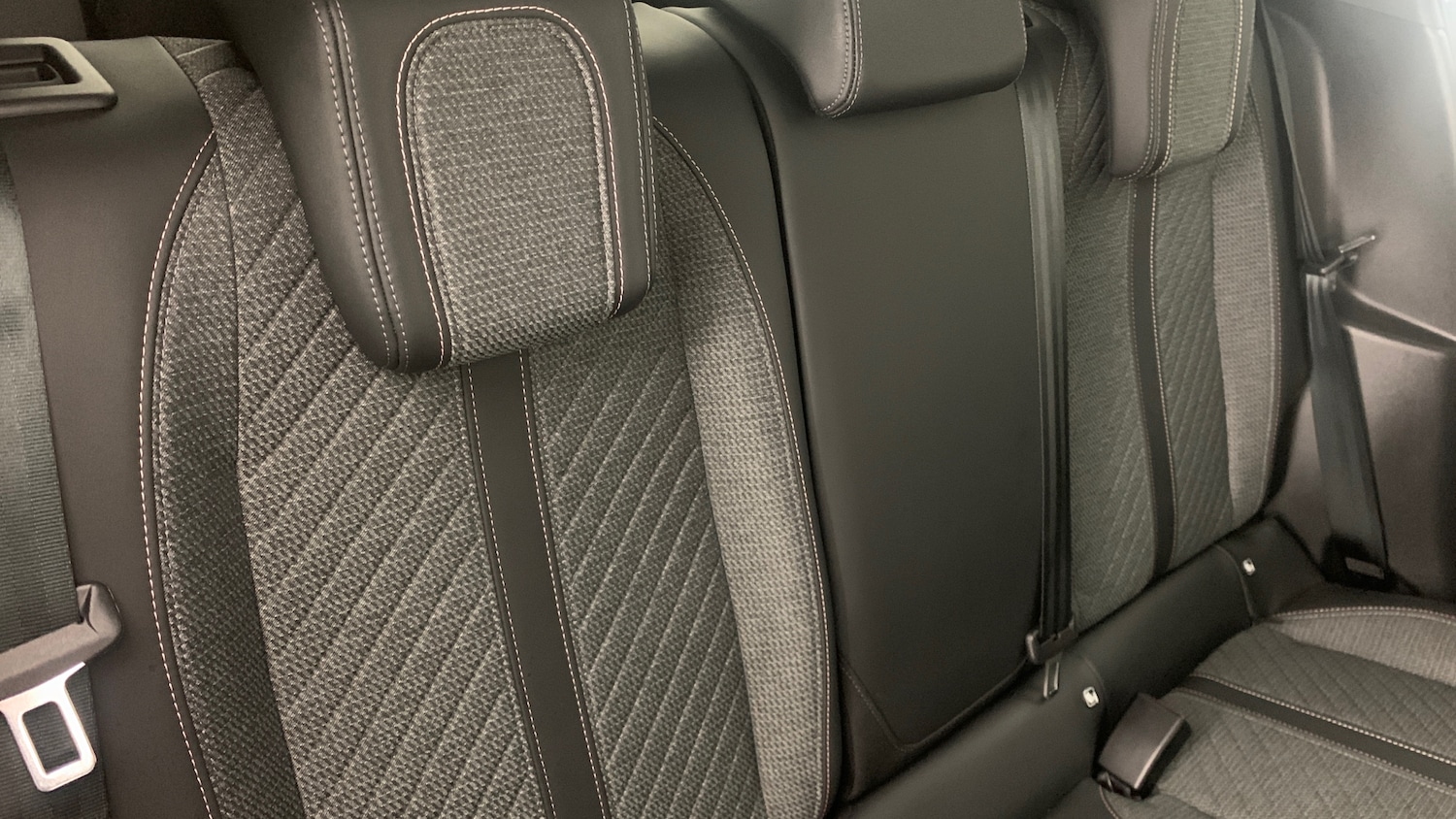 Used Peugeot 208 2024 for sale - 77057673: Photo 7