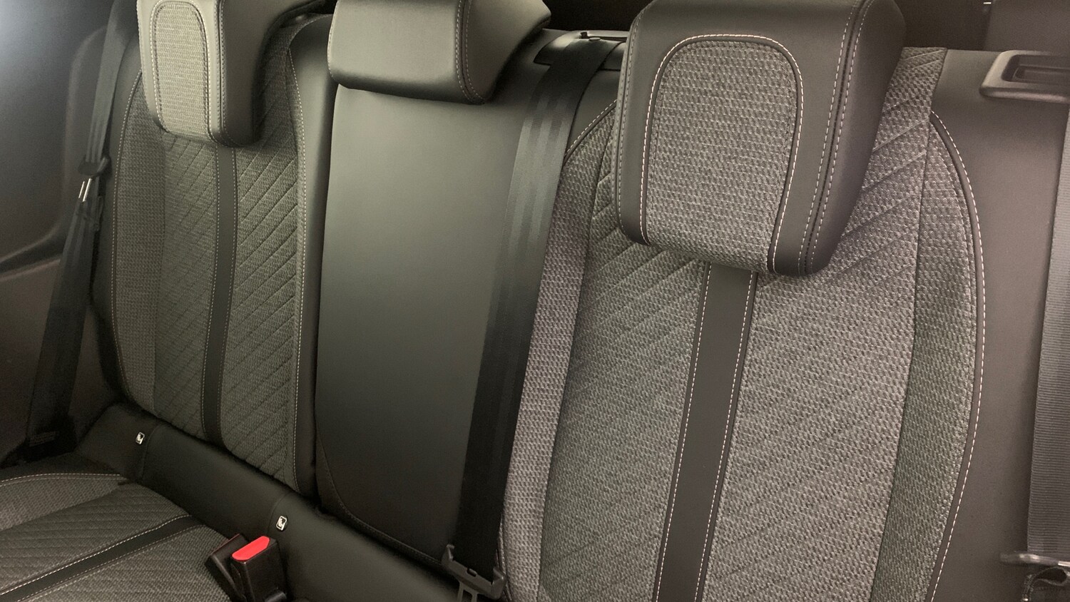 Used Peugeot 208 2024 for sale - 77057673: Photo 8