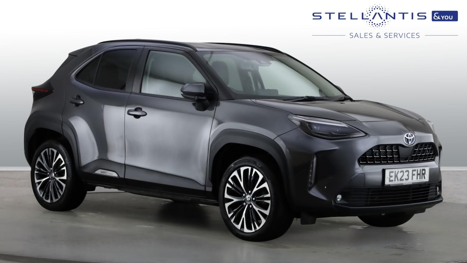 Used Toyota Yaris Cross 2023 for sale - 77098806: Photo 1