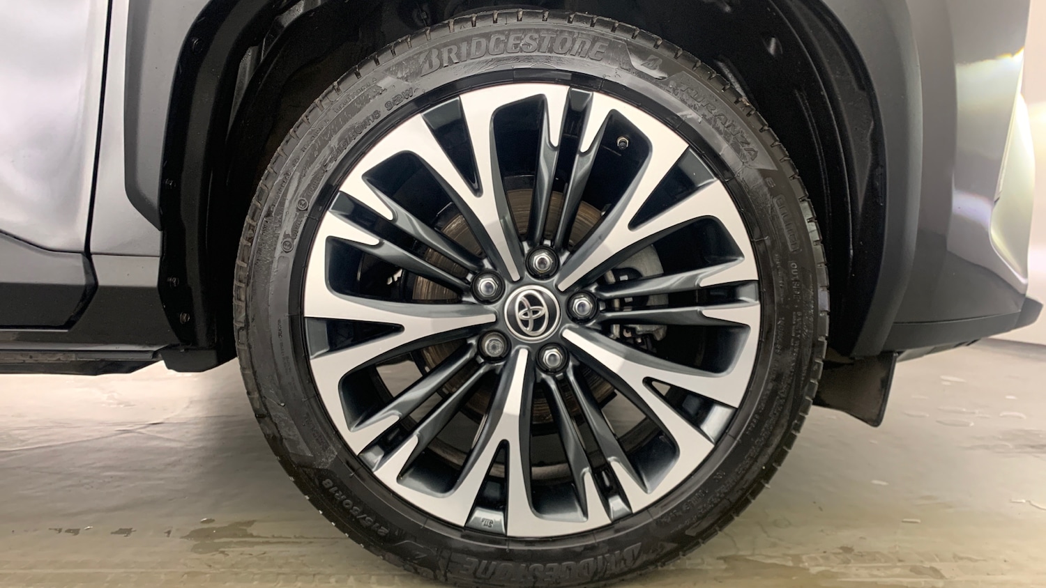 Used Toyota Yaris Cross 2023 for sale - 77098806: Photo 24