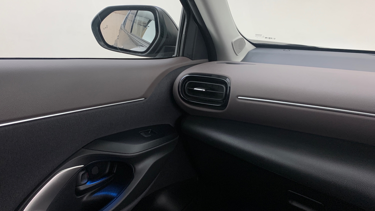 Used Toyota Yaris Cross 2023 for sale - 77098806: Photo 39